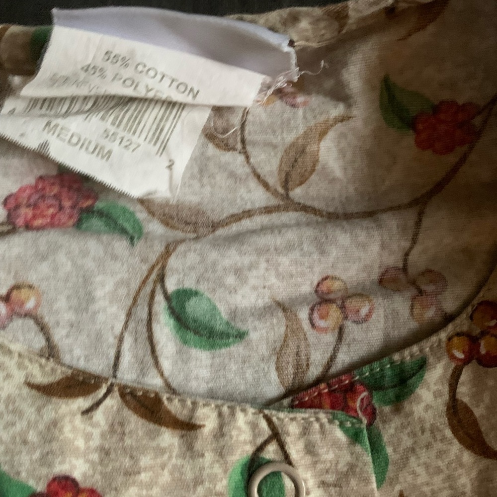 Scrub tops, jackets - Picture 10 of 12